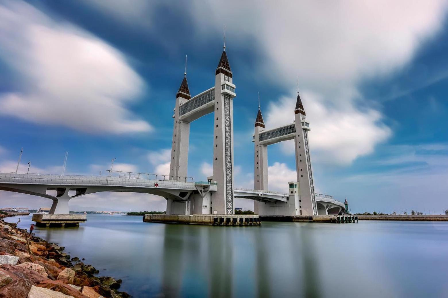 Ty Hotel Kuala Terengganu Exteriör bild
